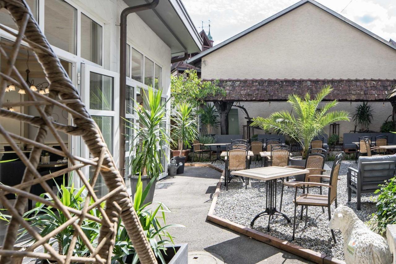 Flair Hotel Vier Jahreszeiten Bad Urach Exterior foto