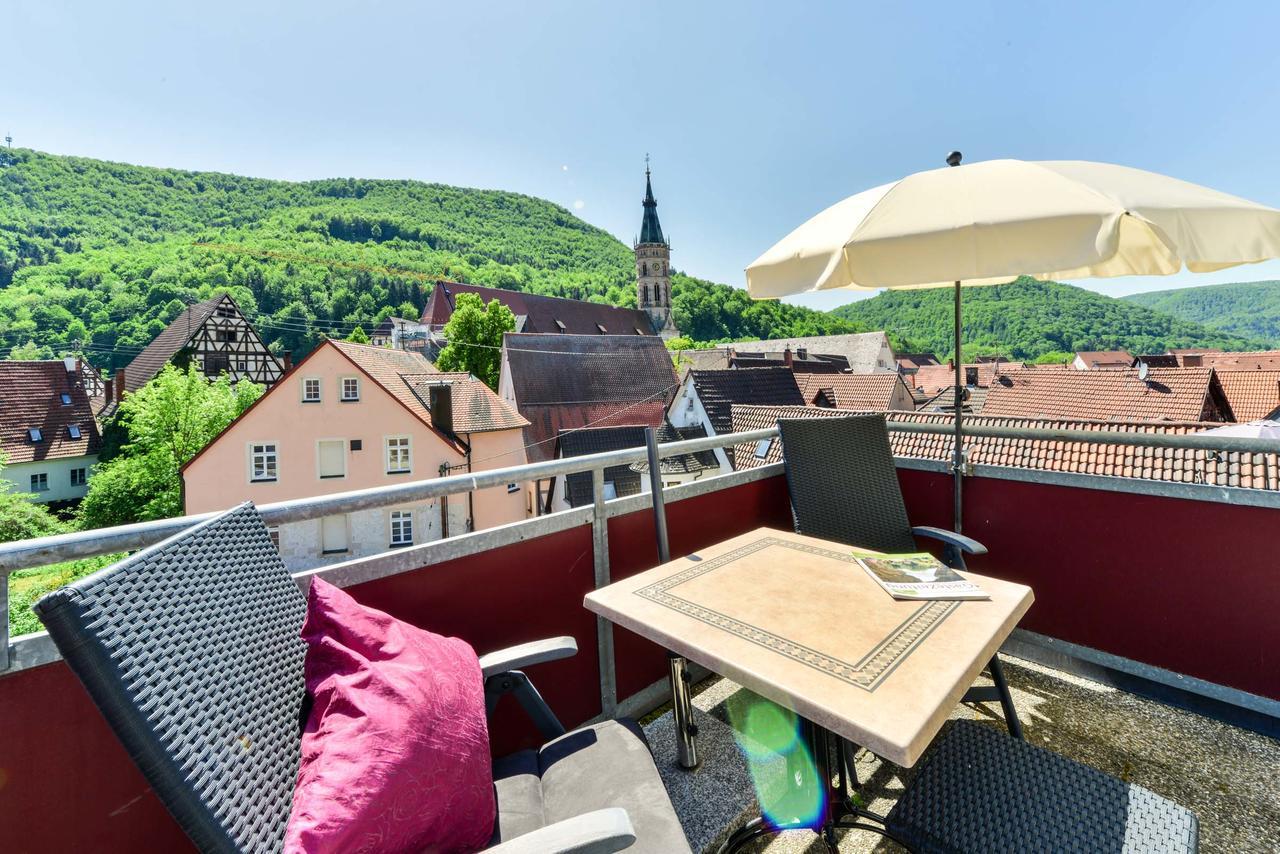 Flair Hotel Vier Jahreszeiten Bad Urach Exterior foto